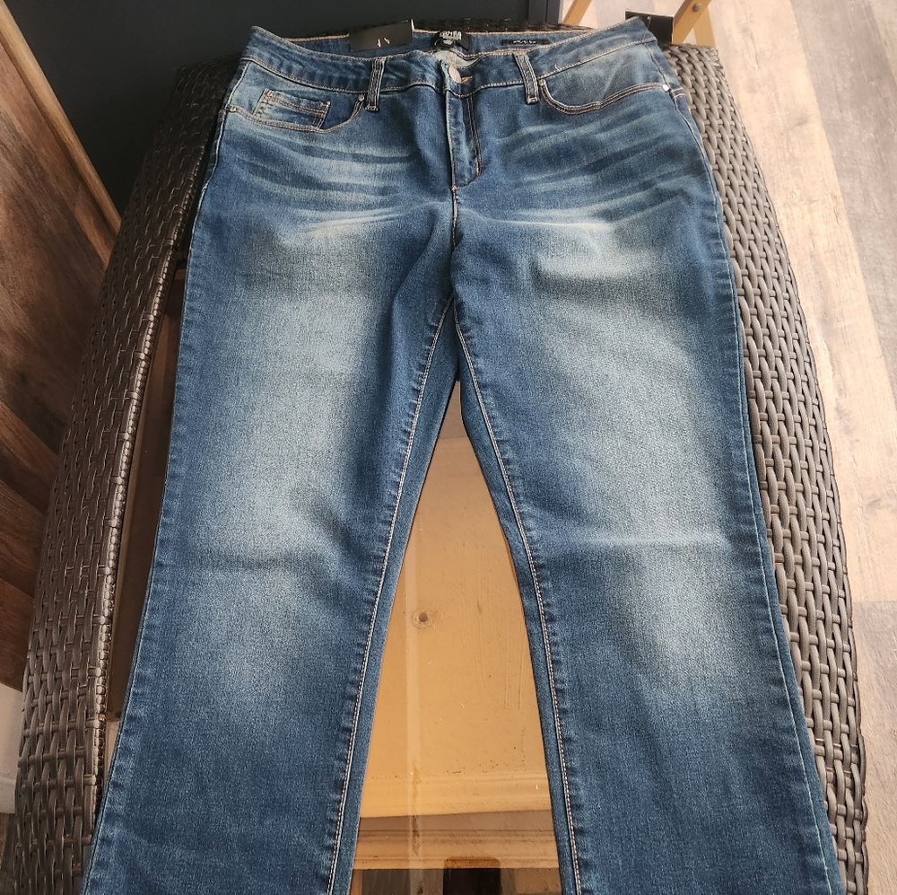 Jones new york Madison slim short jeans